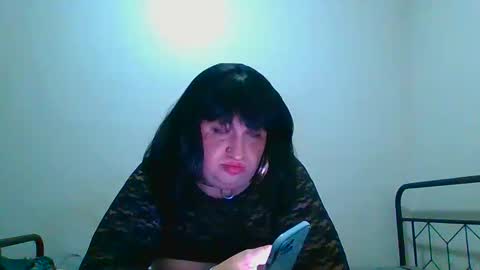 Snapshot of tsvictoriamelendez chatting on 10.25.25 TsKairiSwallows online show from 10.25.25