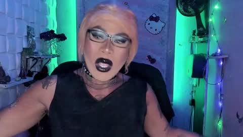 BellaRoxanna online show from 02.25.25