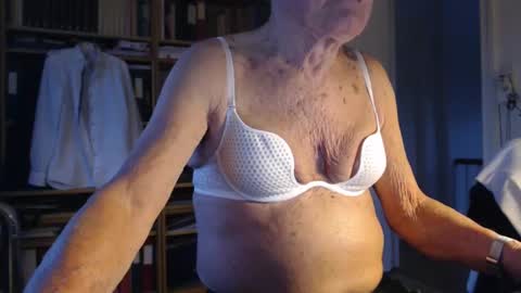 FINN but call me NANNA online show from 01.27.25