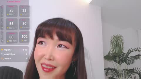 TumiLio online show from 02.22.25