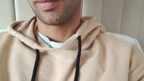 Snapshot of tunisiensexyguy chatting on 12.30.24 TunisienSexyGuy online show from 12.30.24