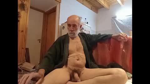 Papi Facu online show from 12.26.24