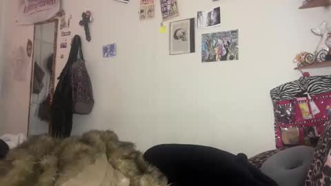 turntpixie online show from 01.11.26