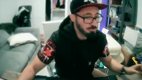 Snapshot of tuscan_taurus chatting on 01.24.25 tuscan_taurus online show from 01.24.25