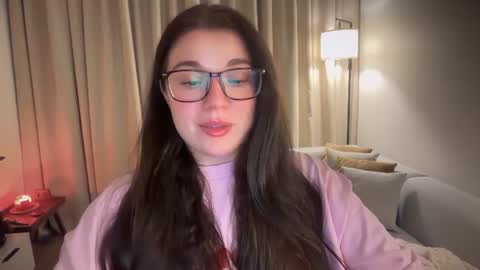Snapshot of tutti_frutti_ chatting on 08.03.26 Ariana online show from 08.03.26