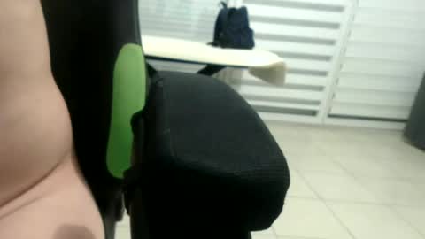 tutu1723153673 online show from 06.17.26