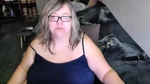 Lana online show from 12.01.25