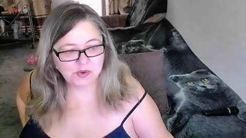 Lana online show from 04.12.26