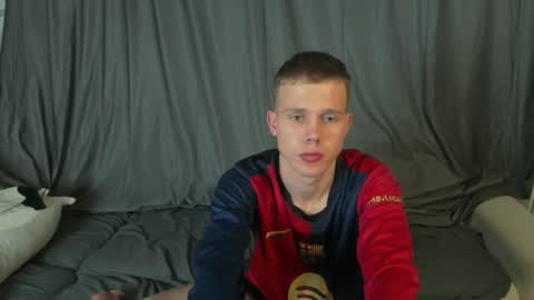 Angus online show from 11.22.25