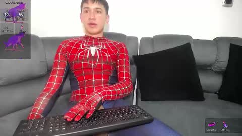 Snapshot of twink_daren chatting on 03.10.25 Mr Daren online show from 03.10.25