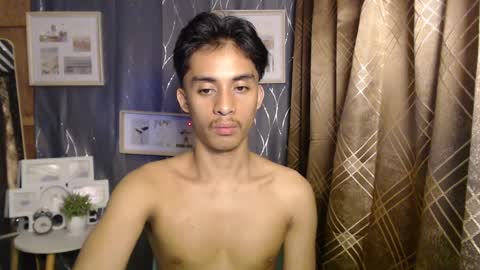 Snapshot of twink_hairyass69 chatting on 01.11.25 Aladin online show from 01.11.25