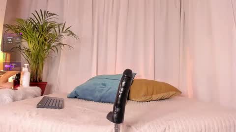 Lion online show from 02.26.25