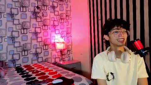 Sebastin online show from 08.06.26