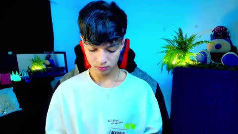 Snapshot of twink_sebas_ chatting on 10.08.25  Bad boy sebastian  online show from 10.08.25