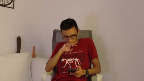 Snapshot of twinkd_asian chatting on 10.24.25 David online show from 10.24.25