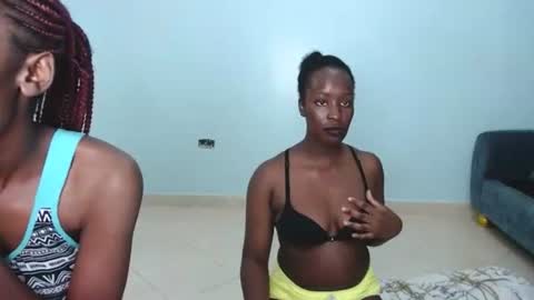 twinkle tushy online show from 10.01.25