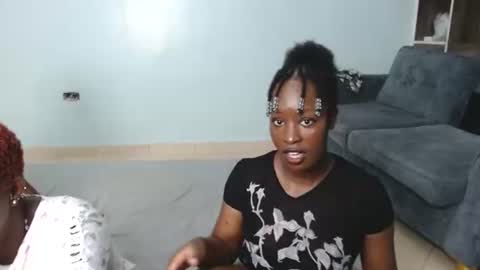 twinkle tushy online show from 10.03.25