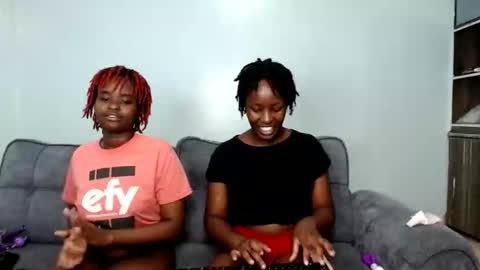 twinkle tushy online show from 10.29.25