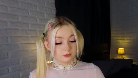 twinklefluff online show from 10.02.25