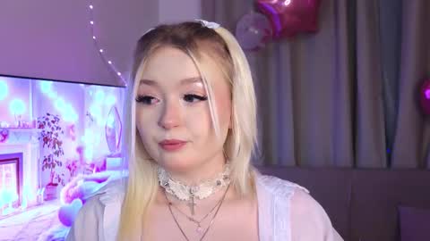 twinklefluff online show from 12.05.25