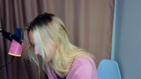 Mary online show from 05.14.26