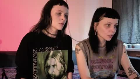 Snapshot of twins_terror chatting on 06.15.26 Sin and Skin online show from 06.15.26
