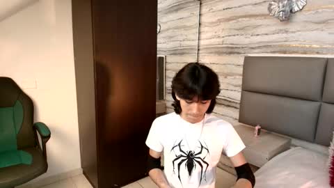 twinslovers_ online show from 11.27.25