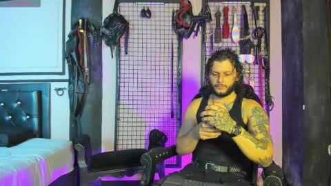 Clio  Tadeo online show from 09.09.25