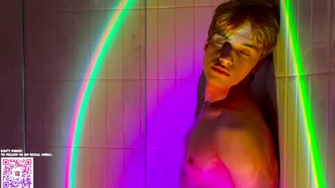 Molly and Nick online show from 04.18.26