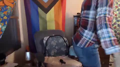 Snapshot of twocumkerry chatting on 09.30.25 twocumkerry online show from 09.30.25