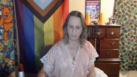 twocumkerry online show from 02.18.26