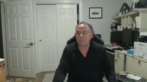 Twopeopleinlove online show from 12.01.25