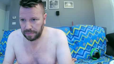 Txan  Chan online show from 09.21.25