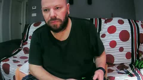 Txan  Chan online show from 12.21.25