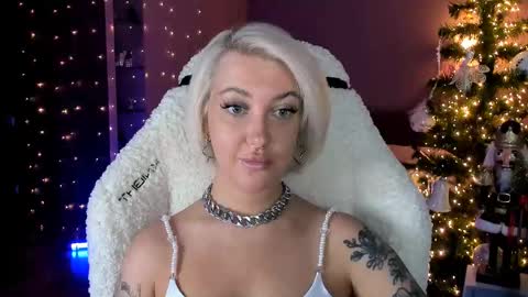 Miley online show from 12.21.24