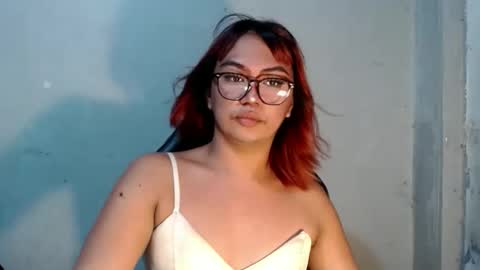 Snapshot of tyla_23 chatting on 02.12.26 Tyla online show from 02.12.26