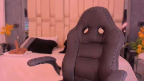  TYLA  online show from 10.24.25