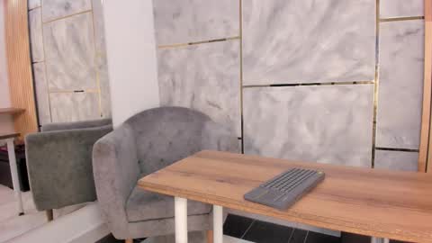  TYLA  online show from 12.17.25