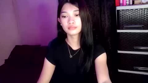 tyladine online show from 10.28.25