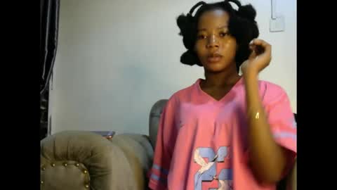 Snapshot of tylaluv chatting on 09.19.25 Jelena online show from 09.19.25