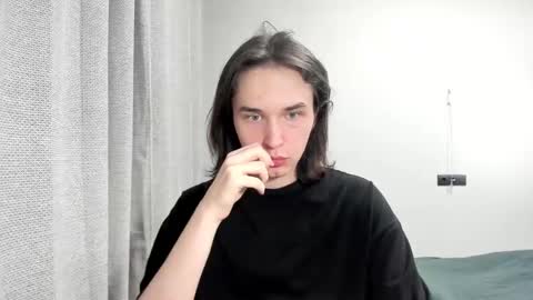 Snapshot of tyler__johnson chatting on 01.08.25 Tyler  johnson online show from 01.08.25