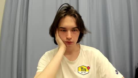 Snapshot of tyler__johnson chatting on 01.23.25 Tyler  johnson online show from 01.23.25