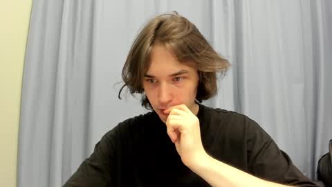 Snapshot of tyler__johnson chatting on 02.01.25 Tyler  johnson online show from 02.01.25