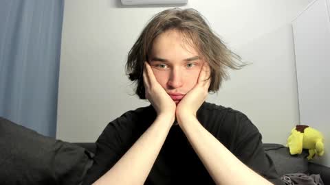Snapshot of tyler__johnson chatting on 02.04.25 Tyler  johnson online show from 02.04.25