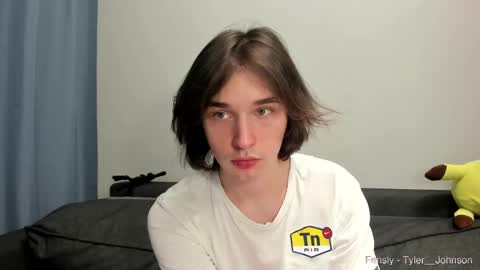 Snapshot of tyler__johnson chatting on 02.05.25 Tyler  johnson online show from 02.05.25