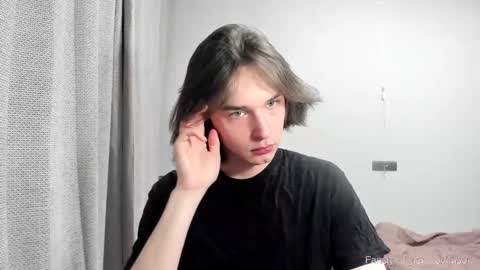 Snapshot of tyler__johnson chatting on 02.08.25 Tyler  johnson online show from 02.08.25
