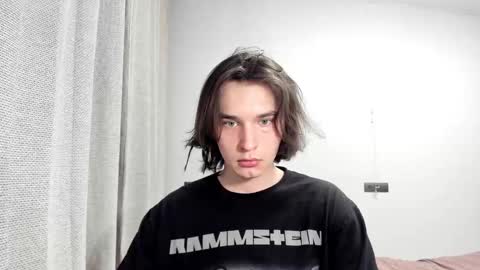 Snapshot of tyler__johnson chatting on 02.21.25 Tyler  johnson online show from 02.21.25