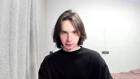Snapshot of tyler__johnson chatting on 03.08.25 Tyler  johnson online show from 03.08.25
