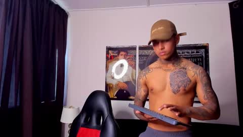 tyler_bell_ online show from 03.05.26