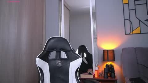 David online show from 04.21.26